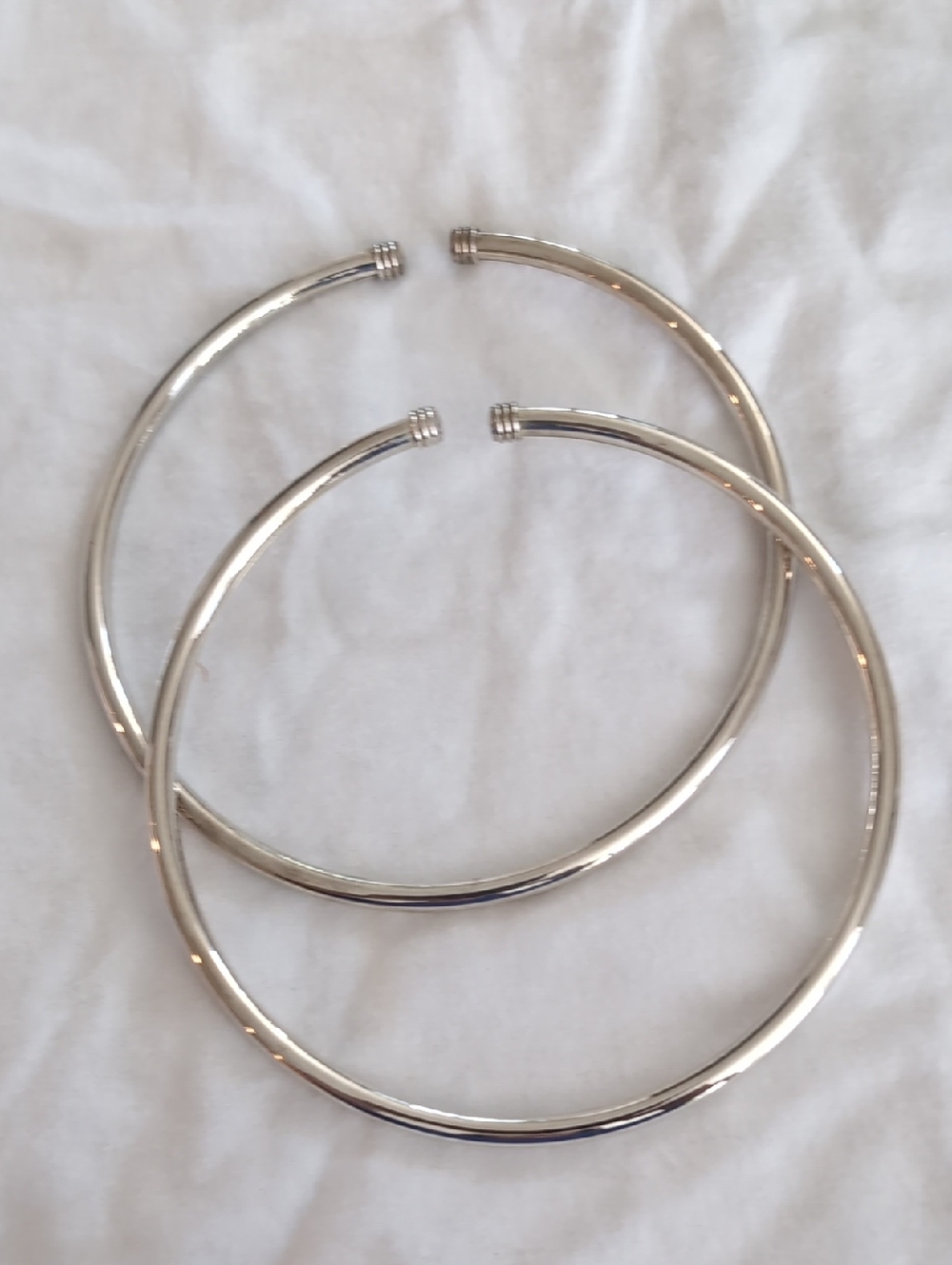 Silver-Tone Open Hoop Collar / Chocker Style Necklace Set Of 2.